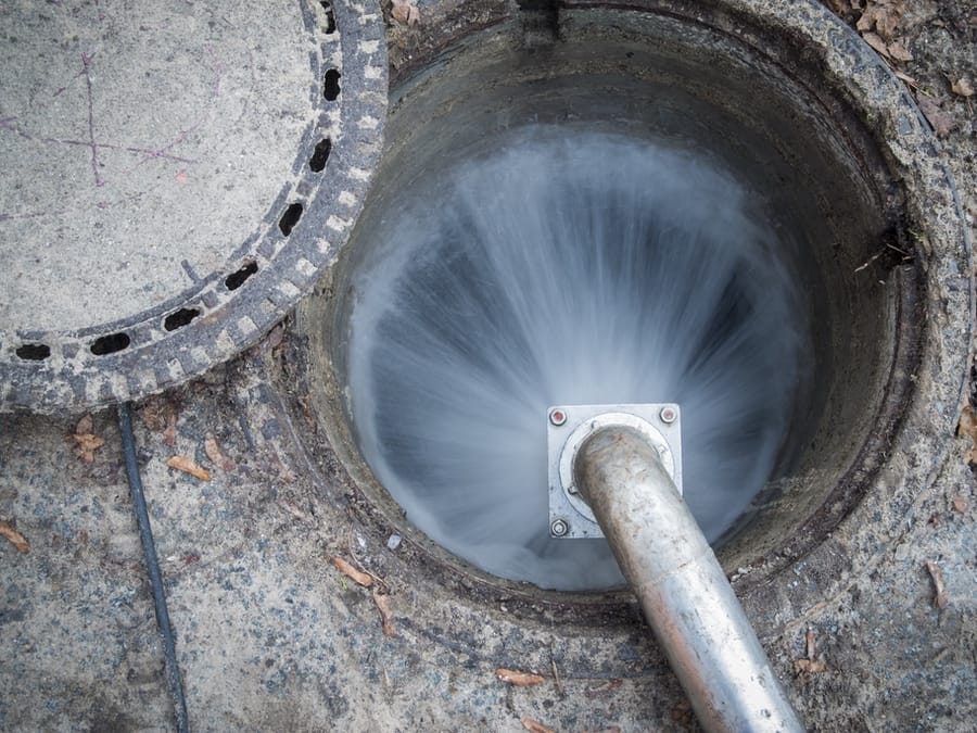 jet drain cleaning